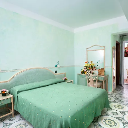 Hotel Villa Sirena - Thermae&SPA-3